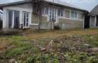 Casa de vanzare in Com Gura Vaii langa Onesti!!!! - 2