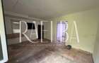 Apartament cu 3 camere decomandat în P-ța Unirii - 6