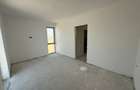 Apartament cu 2 camere decomandat în Girocului - 2