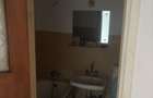 Vand apartament 3 camere cf 1 decomandat + boxa parter - 6