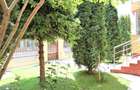 Casă individuală cu 11 camere cu Canalizare în Nord - 27
