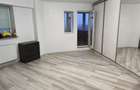 Apartament 3 camere decomandat - zona Trocadero - 195000 euro (Cod E13) - 1