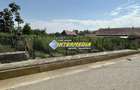 Teren de 2560 mp, în Galtiu - 7