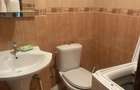Apartament cu 3 camere decomandat în Dâmbovița - 1