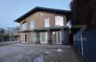 Casa cu 3 camere, 210 mp, zona semicentrala - 1