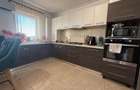 Apartament cu 3 camere decomandat în Girocului - 6