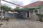 Casă cu 4 camere cu Teren 1710 Mp în Fonău - 10