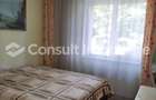 Apartament cu 3 camere semidecomandat în Central - 1