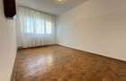 Apartament spatios, 3 camere, semidecomandat 63 mp utili - Circumvalat - 1