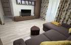 Proprietar- inchiriez apartament 2 camere zona centrala- bd A.I.Cuza cu vedere la bulevardul principal - 1