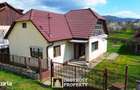 Loc pentru weekenduri in familie casa de vanzare in Savar?in