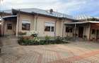 Casă cu 6 camere cu Teren 1707 Mp în Sihlea
