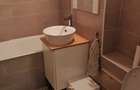 Vand apartament 2 camere, etaj 5/10, pret 110.000 Euro, renovat noiembrie 2021