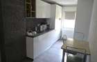 Apartament cu 3 camere decomandat în Torontalului