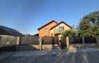 Casa de vanzare complet mobilata cu o curte generoasa in Zimand Cuz