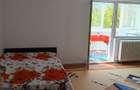 Inchiriez apartament cu 3 camere - 1