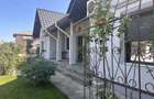 Casă cu 4 camere în Valea Lupului - 1