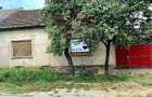 Casa cu teren generos de 750mp intr-o zona excelenta din Chisineu Cris - 14