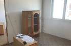 Apartament 2 camere, etaj 2/4 , fara imbunatatiri, zona Scoala 6