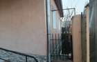 Casă cu 2 camere cu Teren 300 Mp în Central - 4