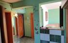 Inchiriez apartament 3 camere - 4
