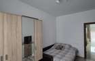 Apartament de vanzare 3 camere ,living,bucatarie inchisa - 4