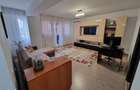 Direct proprietar. Apartament 3 camere, mobilat ?i utilat.