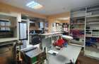 Vila P+3 = spatiu comercial, birouri, prestari servicii, rezidential