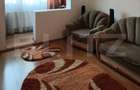Apartament 2 camere decomandate, etaj intermediar, 2 locuri de parcare, Răcădău