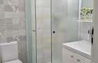 Apartament cu 3 camere, 2 bai si dressing la intrare in Giroc langa ESO. - 10