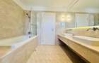 OXFORD GARDENS - inchiriere 4 dormitoare || gradina || langa AISB