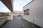 Casa/Vila Oncea + Baza Sportivă de Tenis