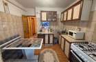 Apartament cu 3 camere decomandat, 2 bai, etajul 2 Cug Aleea Tudor Nec - 4