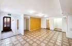 Spatiu pretabil salon infrumusetare, cabinet, 8 camere, Boul Rosu, 200 - 15