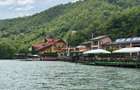 Vanzare complex turistic Dunare Cazanele Dunarii, 3 pensiuni, 3,5M - 3