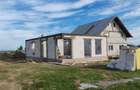 Casa noua cu 3 camere si teren de 1000 mp