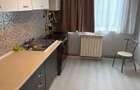 Apartament cu 3 camere, mobilat în Micro 40 - 1