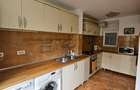 Apartament cu 3 camere decomandat în P-ța Victoriei - 8