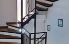 Casă cu 4 camere cu Teren 125 Mp în Central - 5