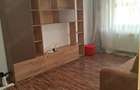 Apartament cu 3 camere decomandat, mobilat în Central - 4