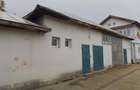 Casă cu 7 camere cu Teren 1000 Mp în Vânătorii Mici - 4