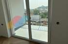 Apartament cu 3 camere semidecomandat în Central - 13
