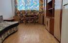 Garsoniera in Onesti, zona de jos, parter. 19.500 euro. - 4
