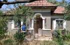Casă cu 4 camere cu Teren 2300 Mp în Central - 1