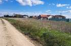 Teren Construcții de 400 mp, în Lazu - 5