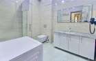 Apartament cu 4 camere decomandat în Tractorul - 18