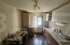 Apartament cu 4 camere decomandat în Soarelui - 9