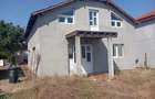 Casă cu 4 camere în Movilița - 2