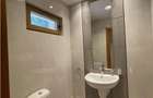 Casă individuală cu 6 camere cu Canalizare în Iancu Nicolae - 26