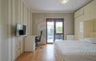 Apartament cu 3 camere decomandat în Tractorul - 12